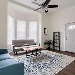 Stay Portland Collection - Spacious 4 Bedroom Home W Two Kitchens