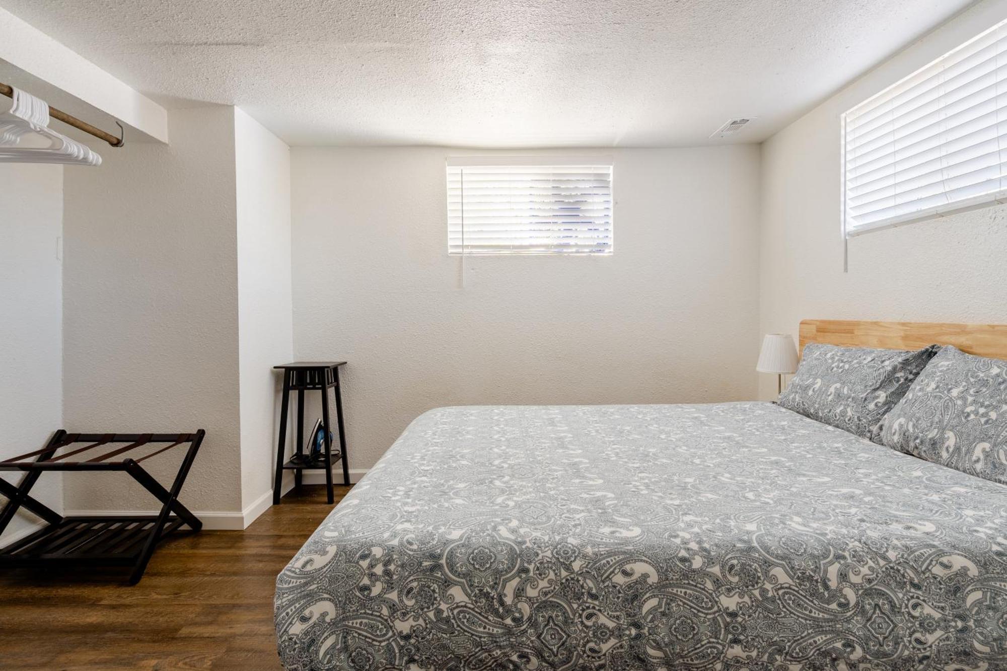 Holiday home Collection - Spacious 4 Bedroom W Two Kitchens Portland