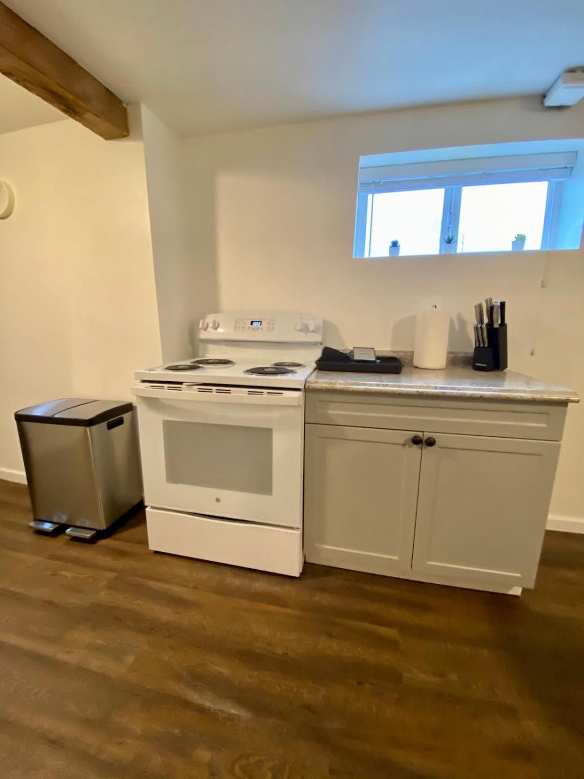 Collection - Spacious 4 Bedroom W Two Kitchens Holiday home *